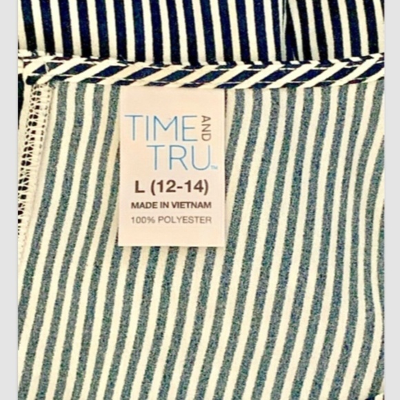 Time & Tru Size L12/14 Top Boat Neck 3/4 Bell Sleeve Ruffle Bottom #225C - Picture 4 of 6